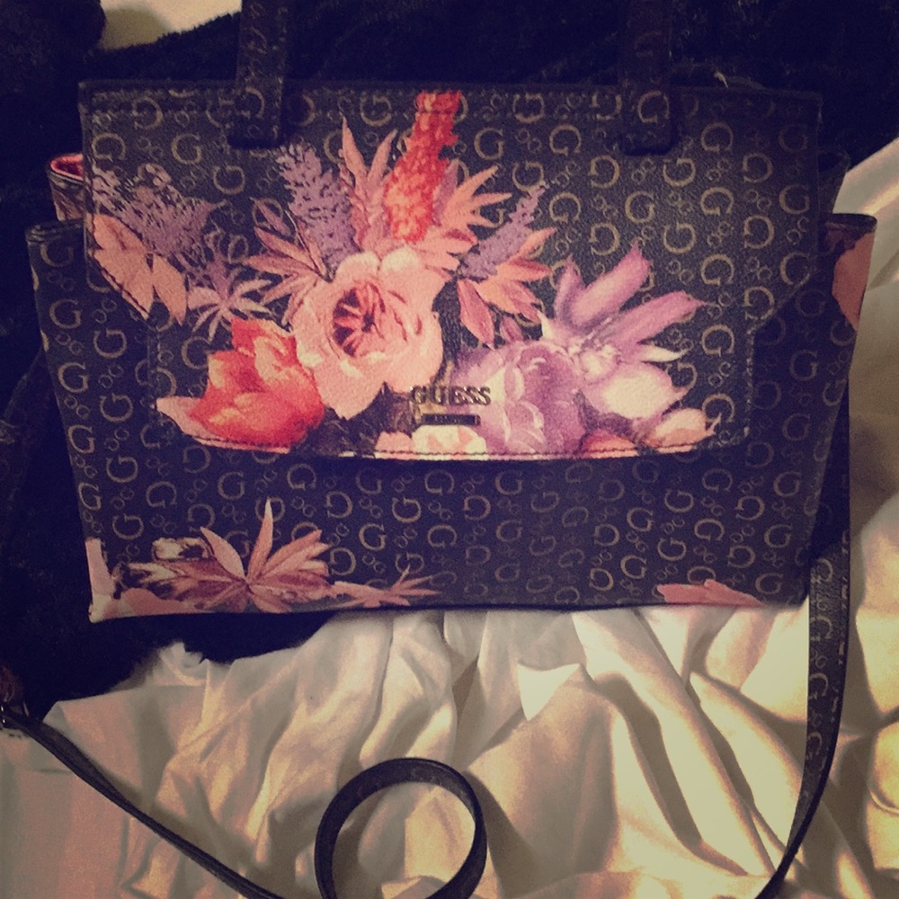 guess pink / purple painted flowers purse
